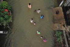 Banjir Rob Landa Wilayah...