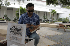 Ridwan Kamil Minta Saudagar...