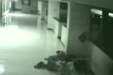 Beraksi di Rumah Sakit,...