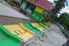 Pemprov Sulsel Beri...