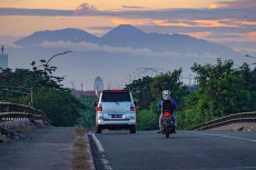 Kisah Misteri Gunung...