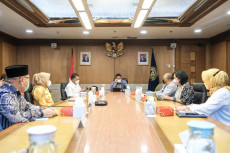 Penciptaan Lapangan...