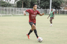 Bali United vs Barito...
