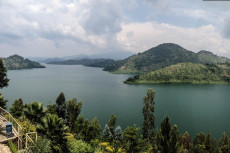 Danau Kivu di Rwanda-Kongo,...