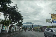 Penampakan Gunung Lawu...