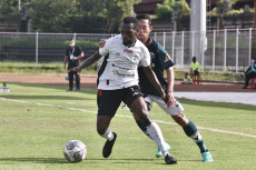 Jelang Lawan PSM Makassar,...