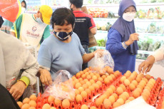 Buka Gerai Pertama di...