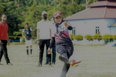 Bupati Winarti Buka...