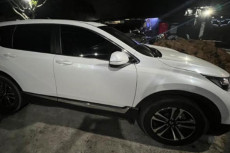 Bawa Kabur Mobil Pelanggan,...