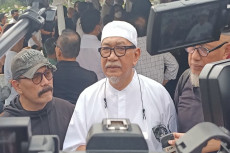 Mieke Wijaya Meninggal,...