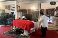 Beri Penghormatan Terakhir...