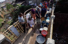 Warga Jakarta Diimbau...