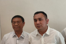 Partai Perindo Gelar...