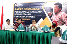 Bawaslu Lutim Sosialisasi...