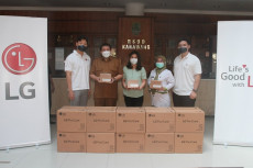 LG Salurkan Bantuan...