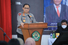 Melindungi Dunia Pendidikan...