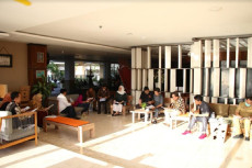 Diguncang Gempa saat...