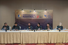 Sinergi Bisnis Jadi...
