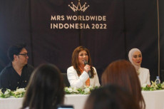 Ajang Mrs Worldwide...