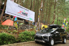 Rayakan Ultah dan Hari...