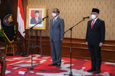Sertijab, Abdullah Azwar...