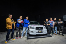Barisan Mobil Artis...
