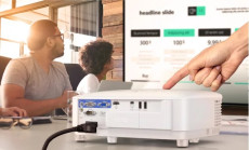 Projector Berbasis Cloud...