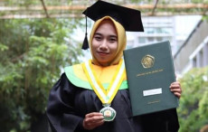 Hadiyatus Tsaniah, Aremanita...