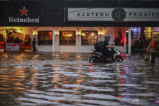 Awas! Banjir Masih Intai...
