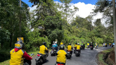 Gandeng Komunitas Motor,...