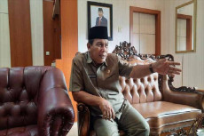 Sekda Kobar Dicopot...