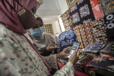 Gandeng Microsoft, Kumpul...