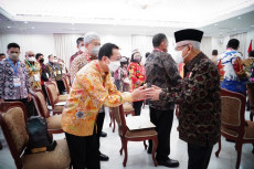 Tjiwi Kimia Raih 3 Besar...