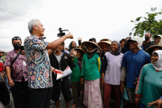 Warga Senang, Ganjar...
