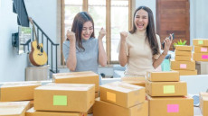 Tren Pengguna E-commerce...