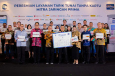 Cek, Nasabah Bank Ini...