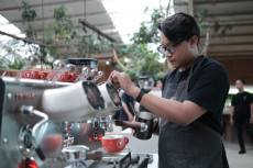 Roadshow Bezzera Latte...
