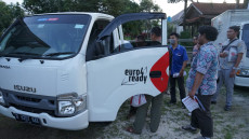 Boyong Traga, Isuzu...