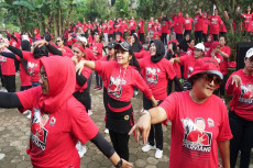 Peduli Kesehatan, Relawan...
