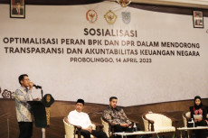 Anggota DPR Misbakhun...