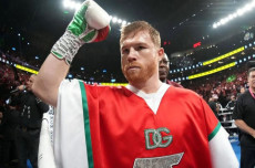 Canelo Marah Dituding...
