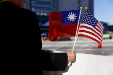 Peringatan China Diabaikan,...