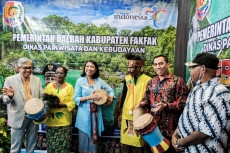 Dibuka Hari Ini, GWN...
