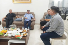 Ganjar Diyakini Mampu...