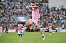 Lionel Messi Cetak Gol...