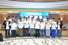Program Santri Makmur...