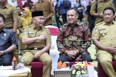 Ketua KPK RI bersama...