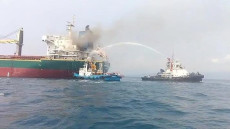 Kapal Kargo Samudera...