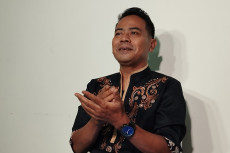 Yadi Sembako Putus Komunikasi...