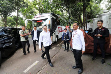Jelang Pendaftaran Capres-Cawapres,...